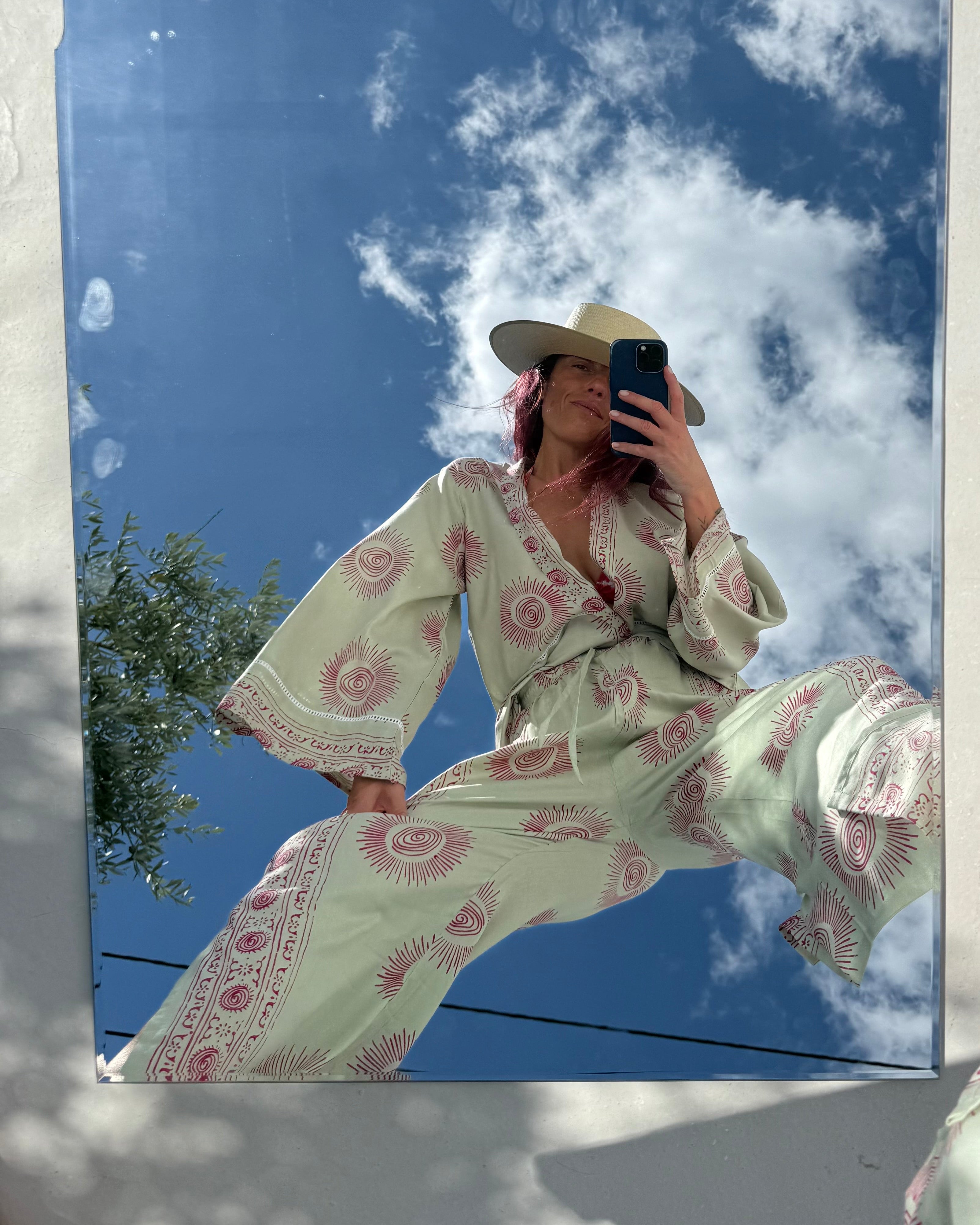 Hot Matcha Kimset – WELCOME TO THE LOVE CLUB